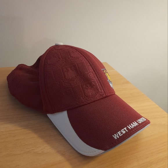 VINTAGE West Ham United Cap - Picture 2 of 3